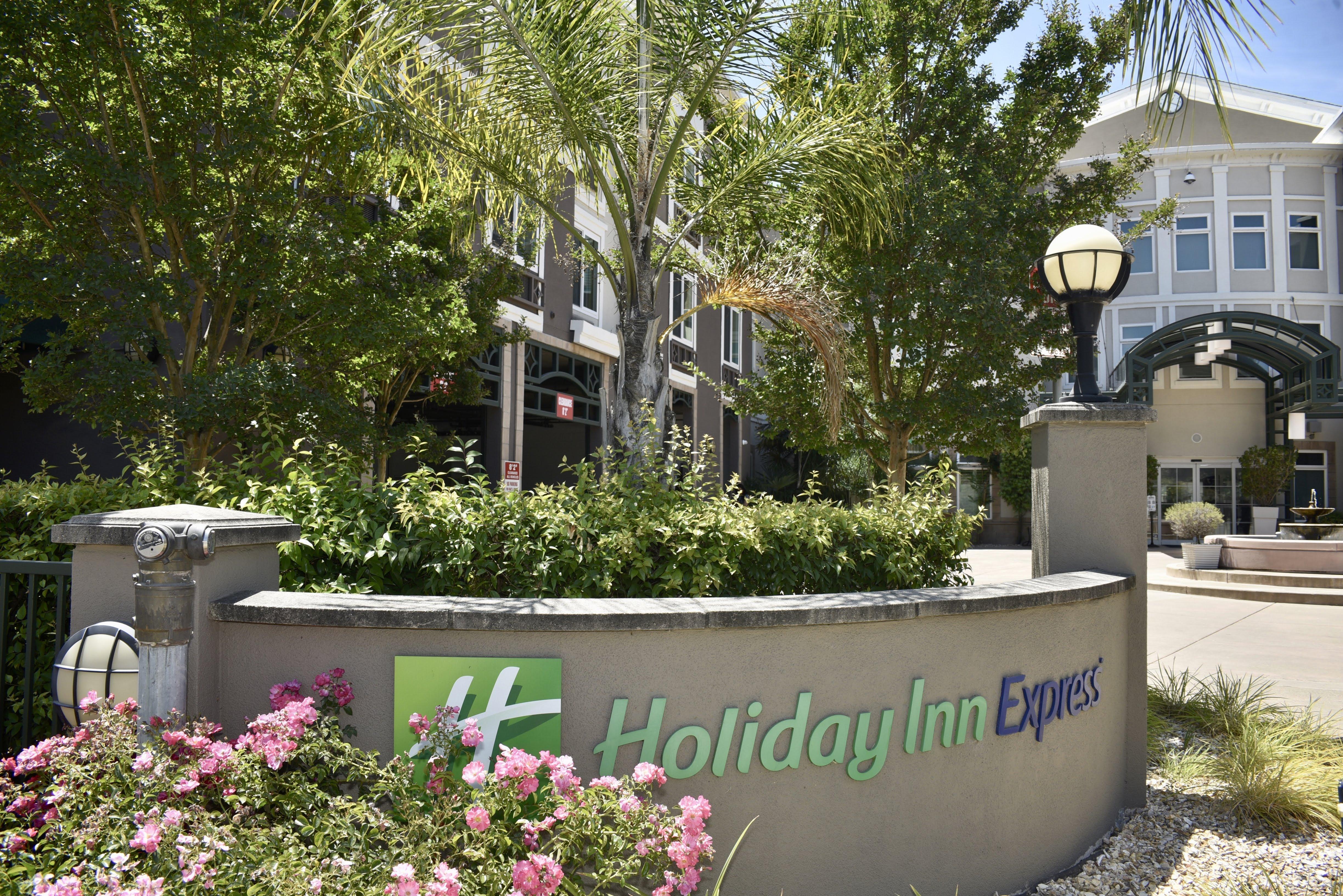 Holiday Inn Express Windsor Sonoma Wine Country By Ihg Exteriér fotografie