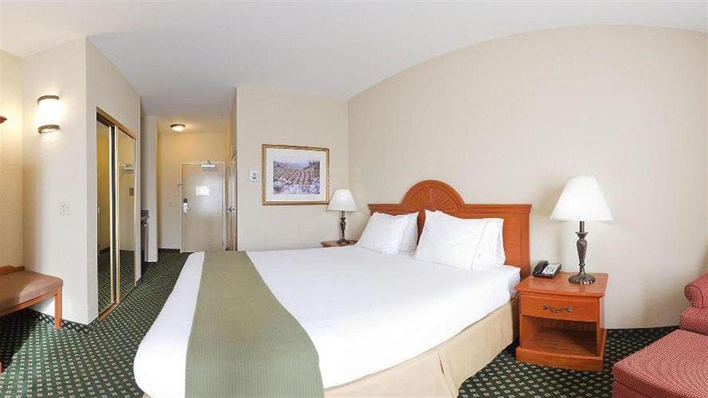 Holiday Inn Express Windsor Sonoma Wine Country By Ihg Exteriér fotografie